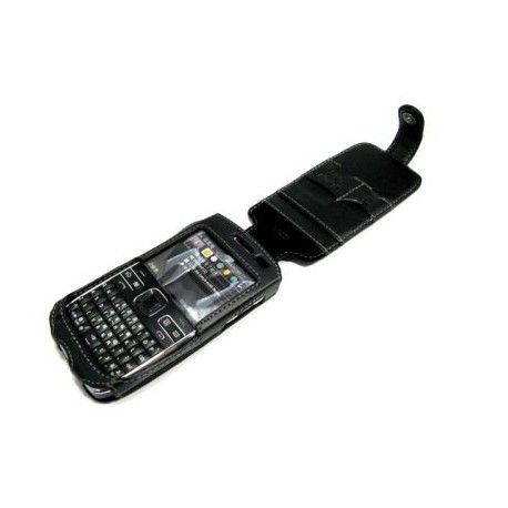 Кожаный чехол Nokia E72